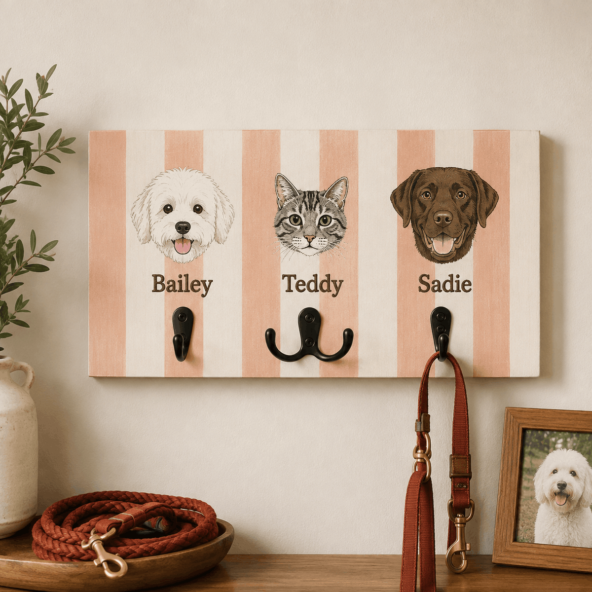 Custom Pet Portrait Dog Leash Holder – Classic Striped Design