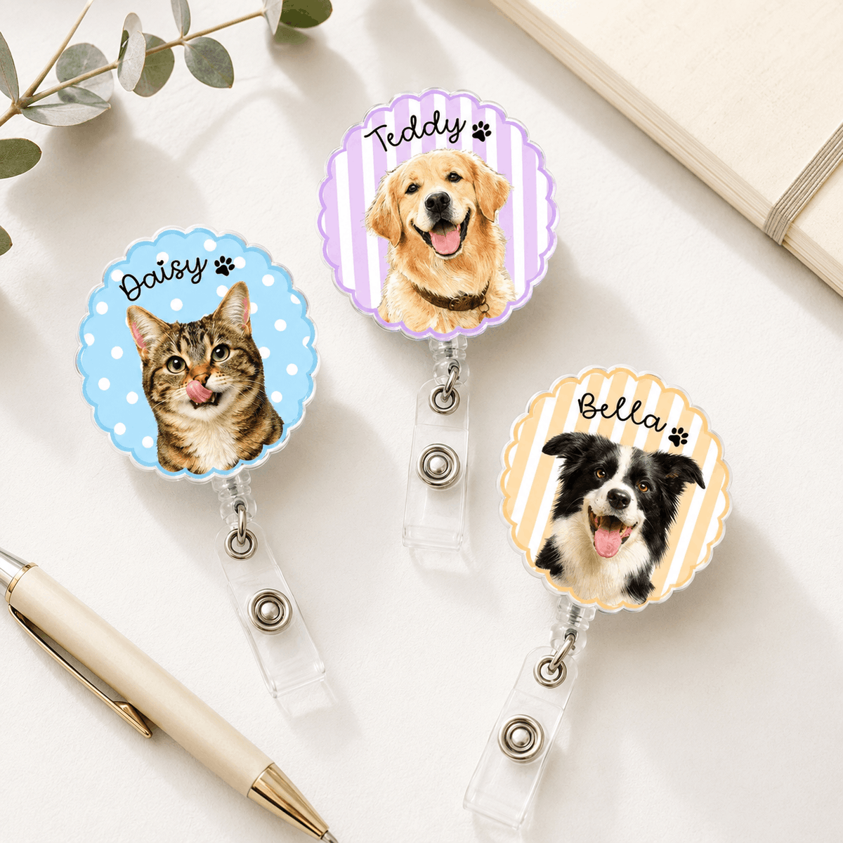 Badge Reel – Custom Pets Portrait Scalloped Gingham Design